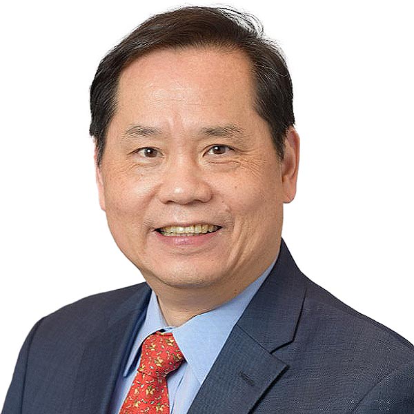 wang_headshot hom-lay wang
